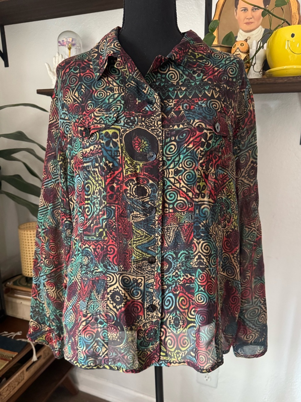 Vintage Chico’s 100% Silk Moody Geometric Sheer Button-Down shirt